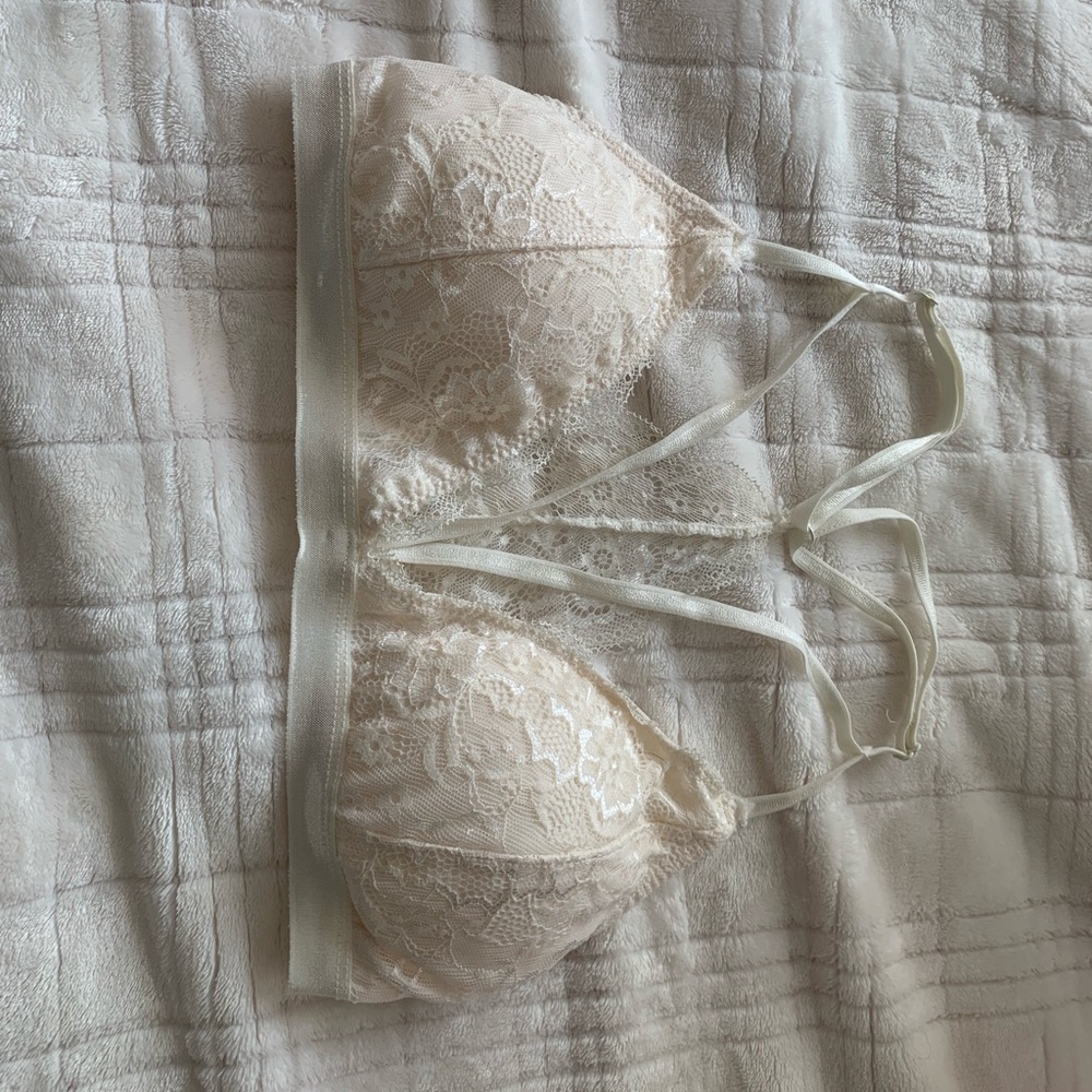 White lace bra